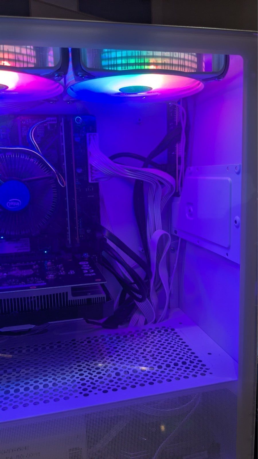 Zenith White RGB Budget Gaming PC Intel Core i5 NVIDIA GPU 16GB RAM