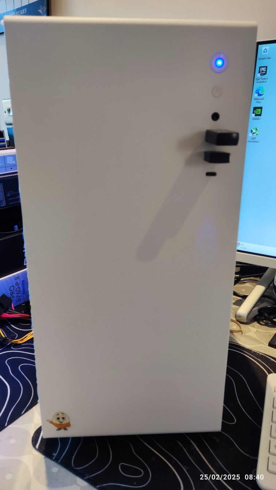 Zenith White RGB Gaming Desktop PC | Intel i5-9400F | 16GB DDR4 | 240GB SSD + 2TB HDD | GTX 1650 | Win 11 Pro